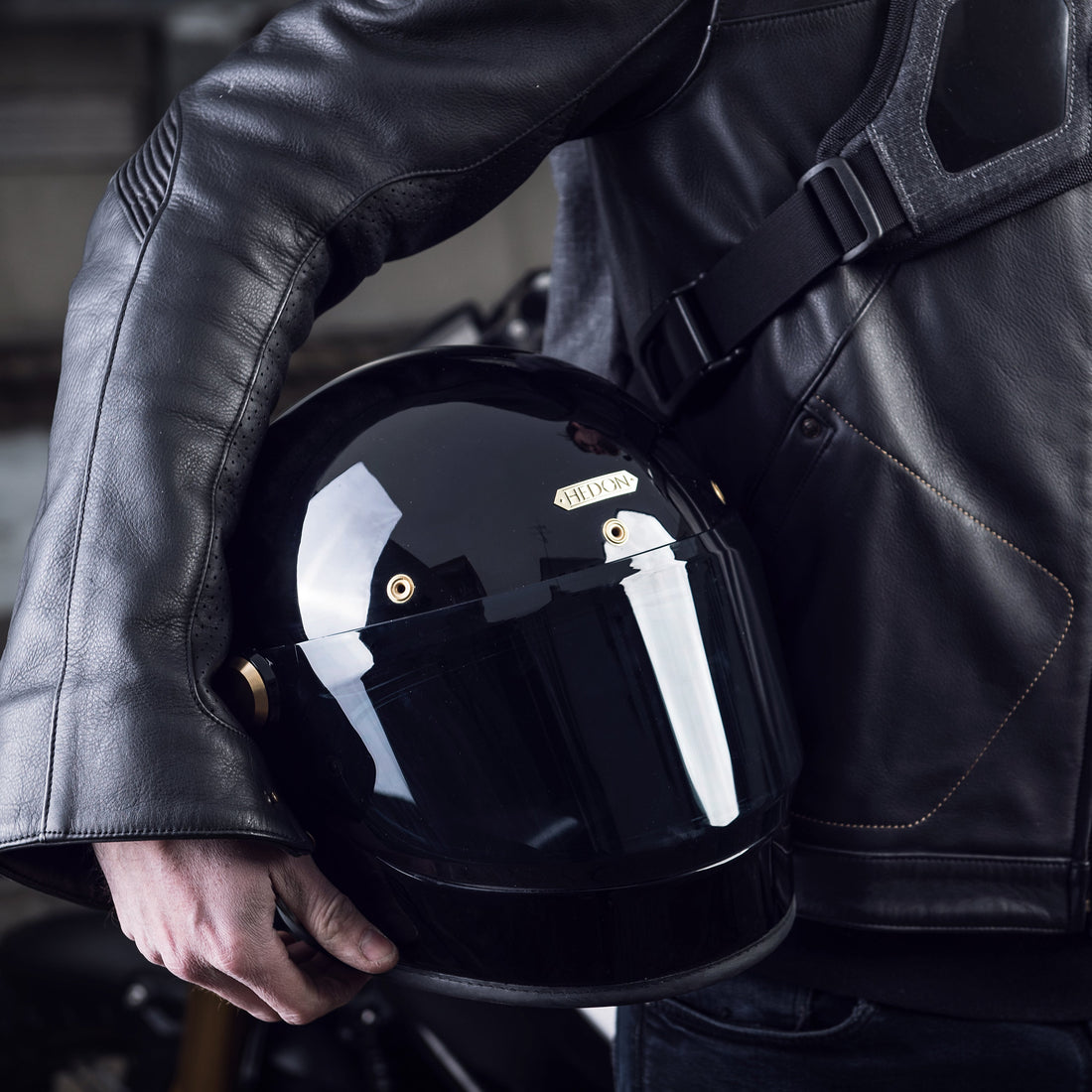Heroine Racer Signature Black 2.0 - HEDON