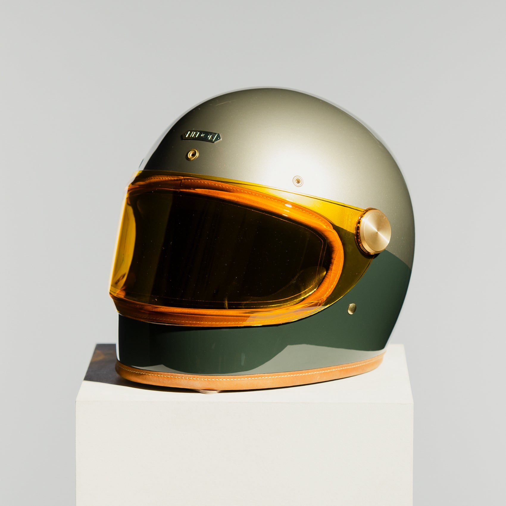Gentleman Heroine Racer & Classic 2.0 | Made-To-Order | Full Face Motorcycle Helmet | XL