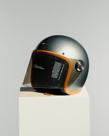 Epicurist Ash XL DOT + Desert Smoke Visor - Sample Sale 1015