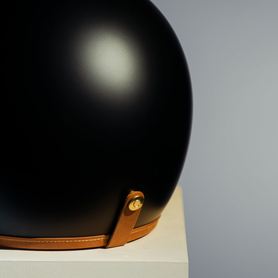 Hédoniste Stable Black