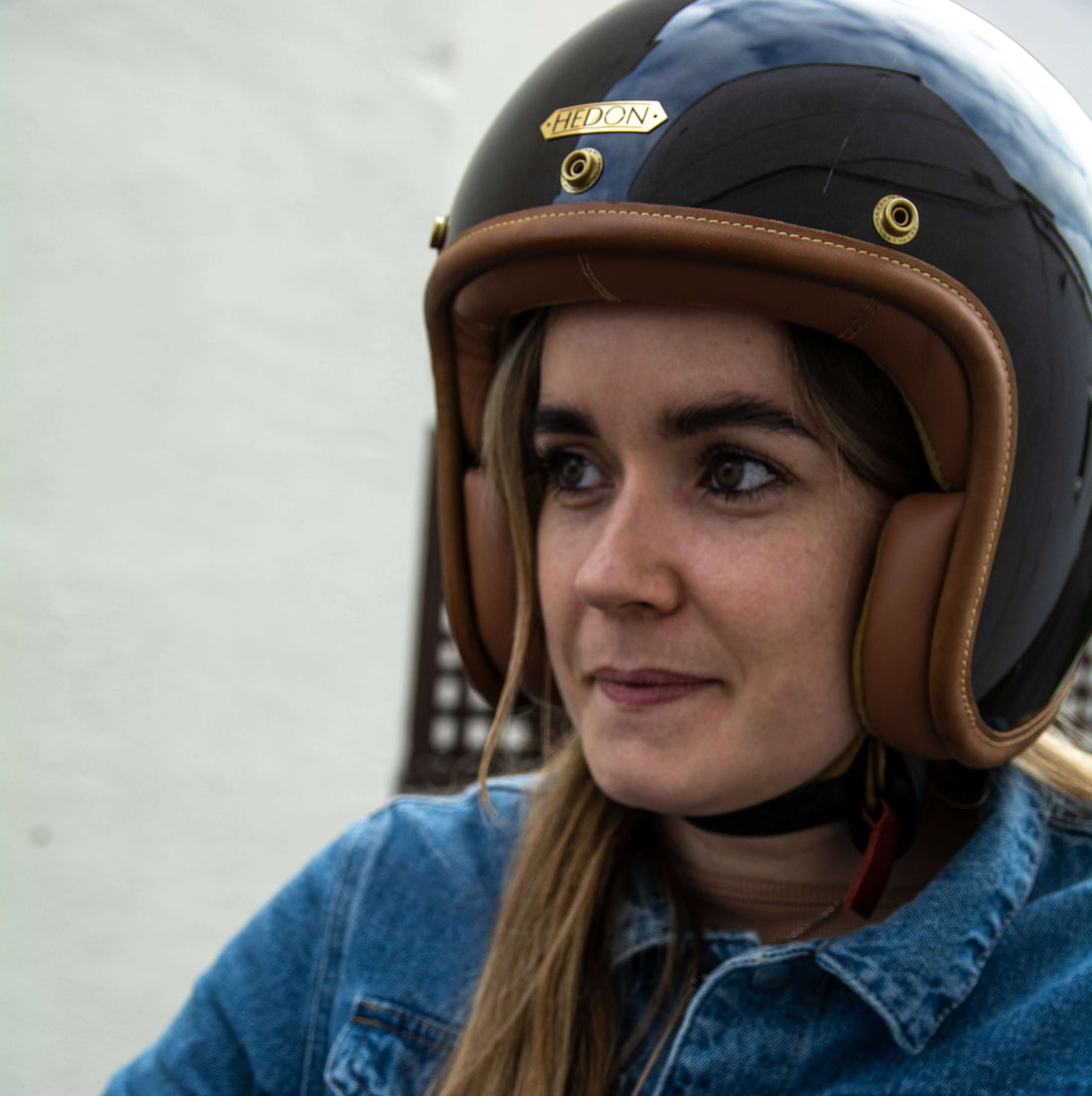 Ancien Casque De Velo En Cuir - Vintage Cyclisme - 1970 Ancien Casque De Velo En Cuir - Vintage Cyclisme - 1970