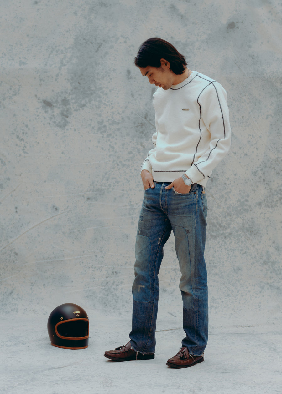 WHITE STRIPES SWEATER