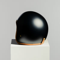 Hédoniste Stable Black